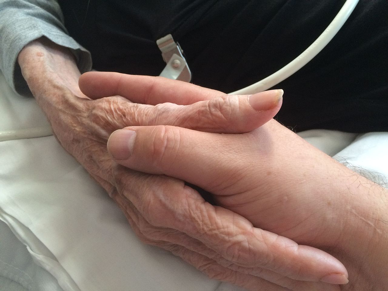 Mother_and_son_holding_hands